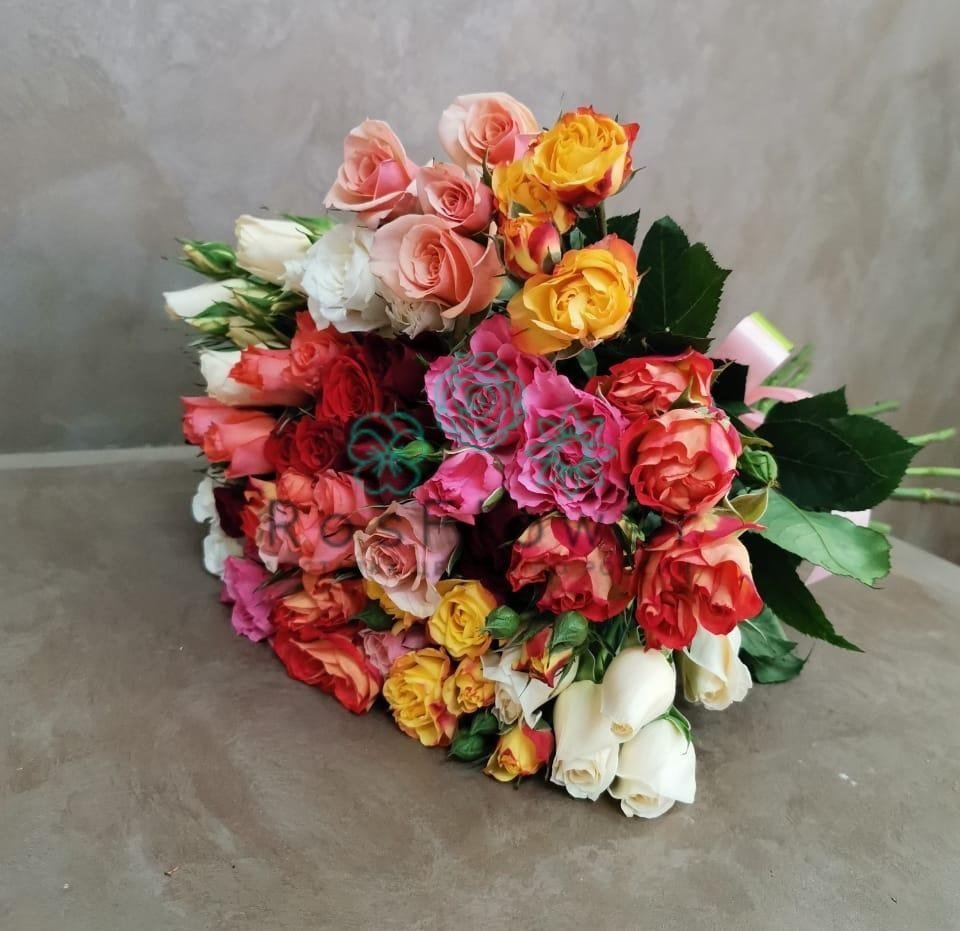 Букет цветов из: Розы в Хакуринохабль