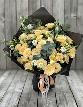 Букет цветов из:  Розы и Лизиантусы #REPLACE_PRED# Хакуринохабль