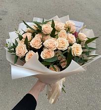 Букет Кремовые розы Латте в Хакуринохабль