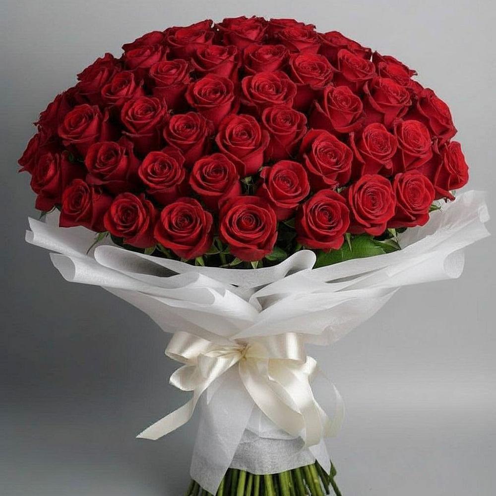 Букет 101 Красная роза Блэк Мэджик в Хакуринохабль