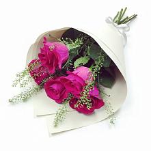 Букет цветов из:  Розы в Хакуринохабль