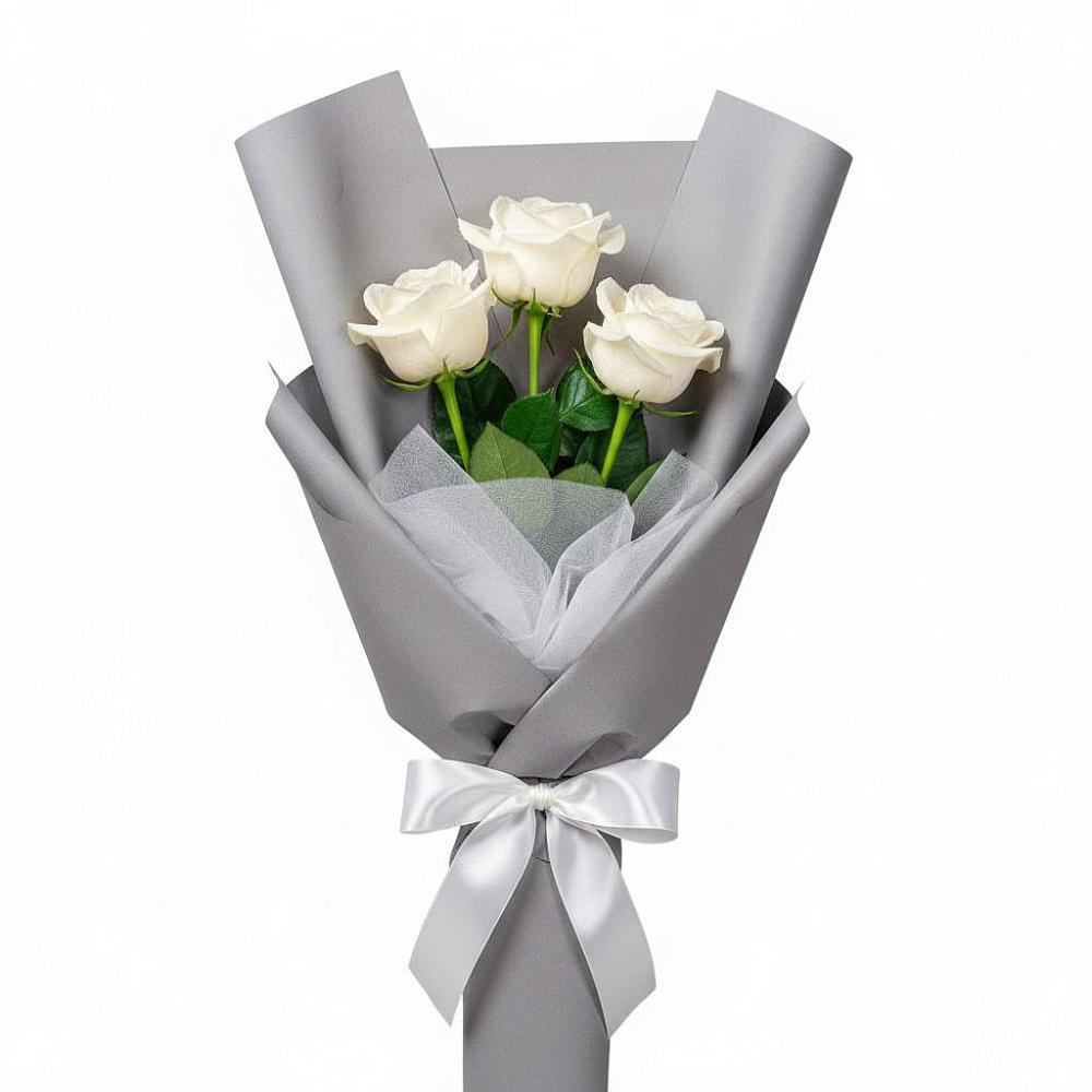Букет 3 белые розы в Хакуринохабль