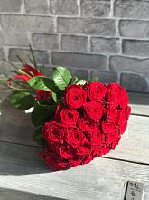 Букет Красные розы Фридом #REPLACE_PRED# Хакуринохабль
