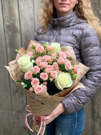 Букет цветов из: Розы в Хакуринохабль