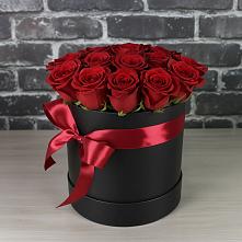 Цветочная композиция из Розы в шляпной коробке в Хакуринохабль