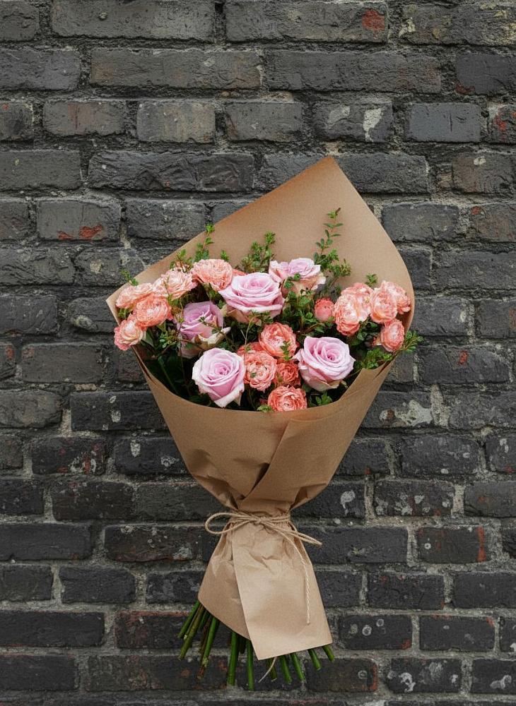 Букет цветов из: Розы в Хакуринохабль