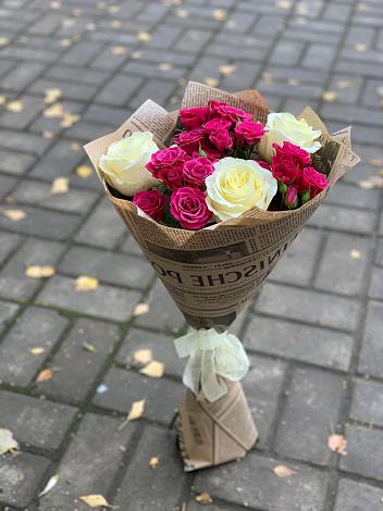 Букет цветов из: Розы в Хакуринохабль