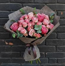 Букет цветов из:  Розы #REPLACE_PRED# Хакуринохабль