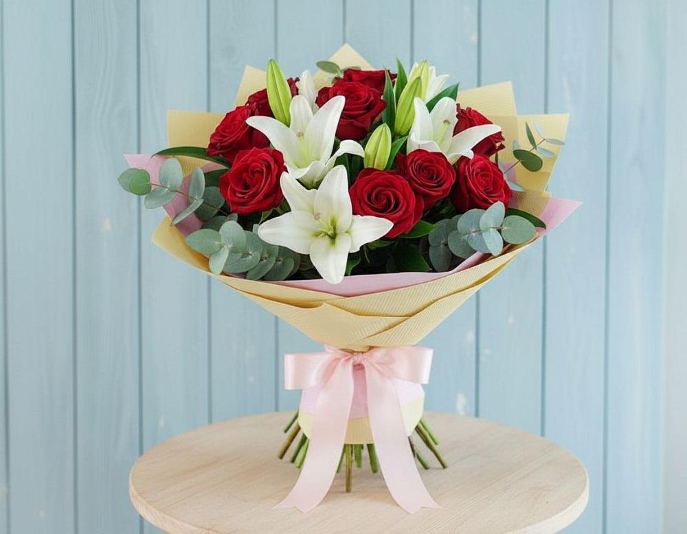 Букет цветов из: Лилии и Розы в Хакуринохабль